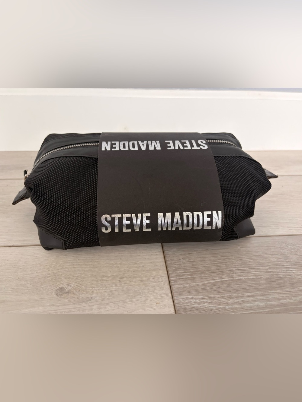 NEW Steve Madden Black Toiletry/Dopp Kit  Travel Case